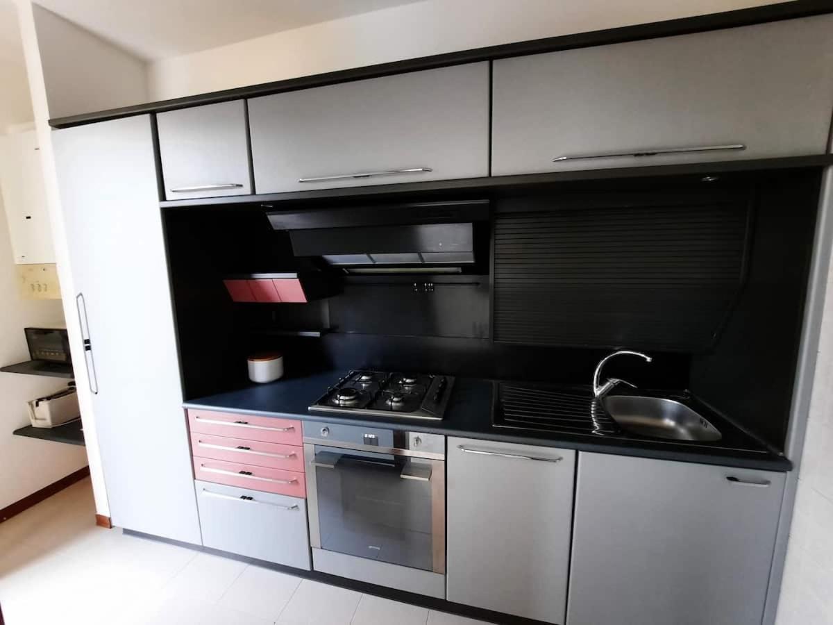 Appartamento Confortevole E Ben Servito San Mariano Экстерьер фото